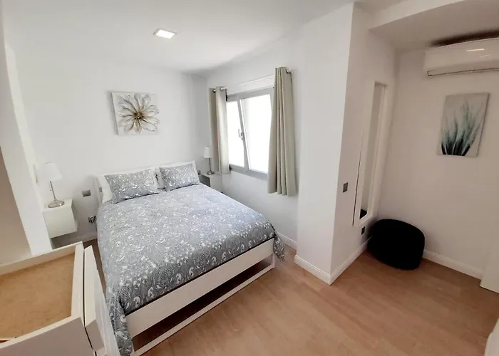 Malibu Canteras Atico 22 Con Terraza - Penthouse With Terrace (adults Only) * Las Palmas de Gran Canaria